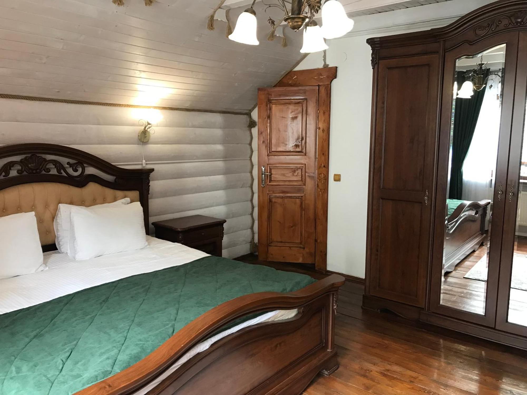 Hotel Dykyi Med ตาราริฟ ภายนอก รูปภาพ